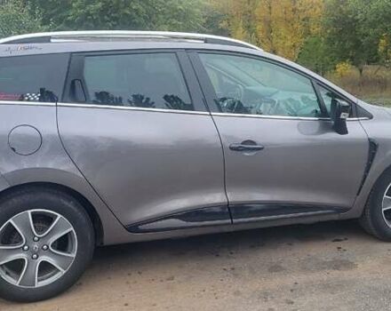 Серый Рено Клио, объемом двигателя 1.46 л и пробегом 336 тыс. км за 7700 $, фото 4 на Automoto.ua