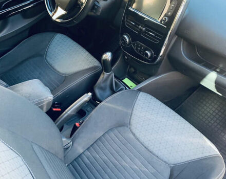 Серый Рено Клио, объемом двигателя 1.5 л и пробегом 253 тыс. км за 8300 $, фото 6 на Automoto.ua