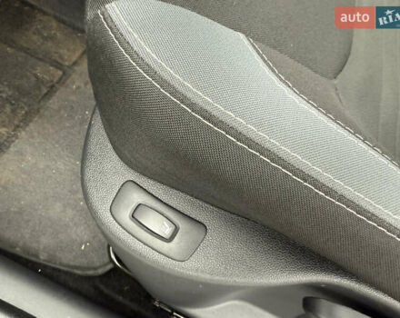 Серый Рено Клио, объемом двигателя 1.2 л и пробегом 122 тыс. км за 8800 $, фото 47 на Automoto.ua