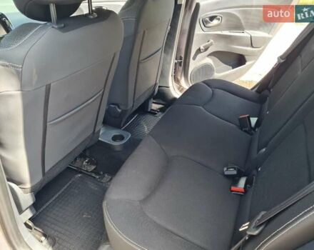 Сірий Рено Кліо, об'ємом двигуна 1.5 л та пробігом 232 тис. км за 7900 $, фото 23 на Automoto.ua