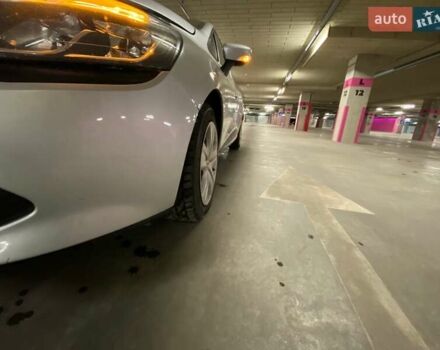 Рено Клио 2015 в Черновцах на Automoto.ua Серый Рено Клио, объемом двигателя 1.5 л и пробегом 270 тыс. км за 7300 $, фото 3 на Automoto.ua