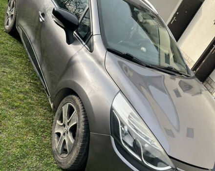 Серый Рено Клио, объемом двигателя 1.5 л и пробегом 231 тыс. км за 7999 $, фото 1 на Automoto.ua