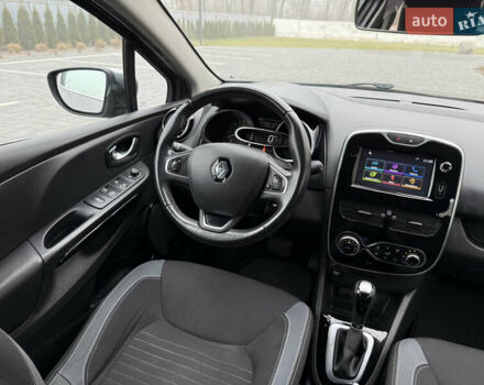 Серый Рено Клио, объемом двигателя 1.2 л и пробегом 122 тыс. км за 8800 $, фото 42 на Automoto.ua