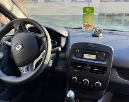 Сірий Рено Кліо, об'ємом двигуна 1.46 л та пробігом 292 тис. км за 7500 $, фото 4 на Automoto.ua