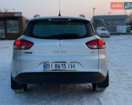 Серый Рено Клио, объемом двигателя 1.46 л и пробегом 280 тыс. км за 8400 $, фото 3 на Automoto.ua