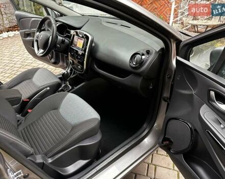 Сірий Рено Кліо, об'ємом двигуна 1.5 л та пробігом 130 тис. км за 10900 $, фото 16 на Automoto.ua