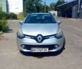 Серый Рено Клио, объемом двигателя 1.5 л и пробегом 226 тыс. км за 7900 $, фото 5 на Automoto.ua