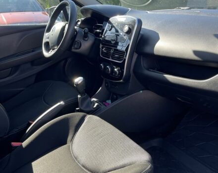 Сірий Рено Кліо, об'ємом двигуна 1.1 л та пробігом 70 тис. км за 8999 $, фото 3 на Automoto.ua