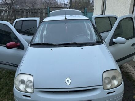 Сірий Рено Кліо, об'ємом двигуна 1.4 л та пробігом 320 тис. км за 2500 $, фото 1 на Automoto.ua