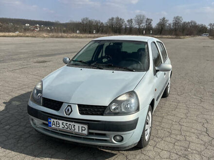 Рено Кліо 2001 у Бару на Automoto.ua Сірий Рено Кліо, об'ємом двигуна 1.39 л та пробігом 185 тис. км за 3300 $, фото 1 на Automoto.ua