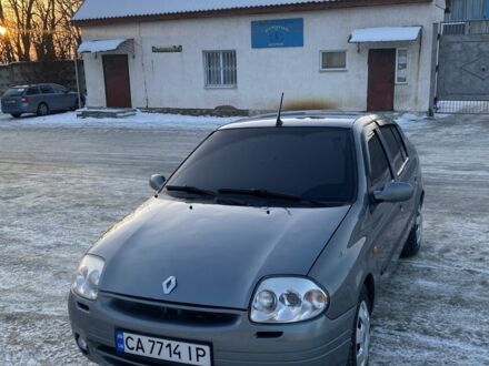 Серый Рено Клио, объемом двигателя 1.4 л и пробегом 352 тыс. км за 2450 $, фото 1 на Automoto.ua