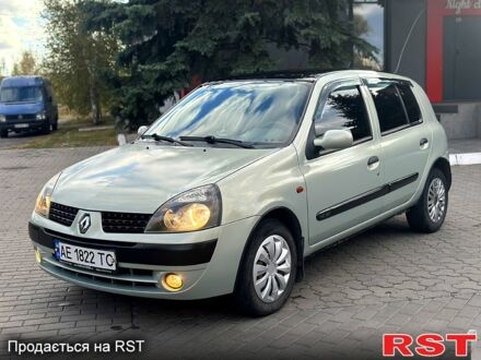 Серый Рено Клио, объемом двигателя 1.4 л и пробегом 148 тыс. км за 3499 $, фото 1 на Automoto.ua