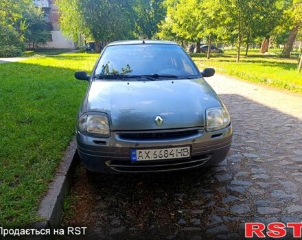 Сірий Рено Кліо, об'ємом двигуна 1.4 л та пробігом 230 тис. км за 2300 $, фото 1 на Automoto.ua