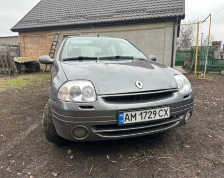 Серый Рено Клио, объемом двигателя 1.4 л и пробегом 235 тыс. км за 2500 $, фото 1 на Automoto.ua