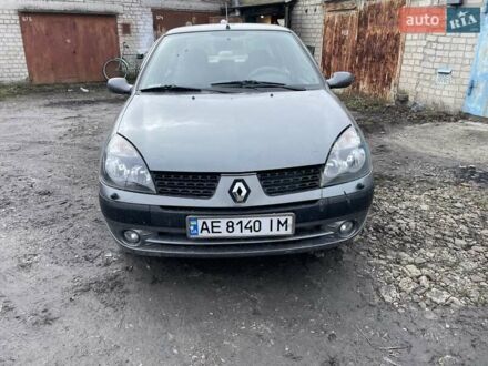 Рено Кліо 2002 у Вольногорске на Automoto.ua Сірий Рено Кліо, об'ємом двигуна 0 л та пробігом 93 тис. км за 4000 $, фото 1 на Automoto.ua