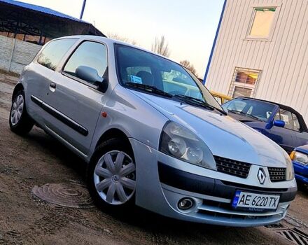 Серый Рено Клио, объемом двигателя 1.4 л и пробегом 172 тыс. км за 3300 $, фото 1 на Automoto.ua