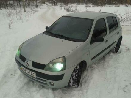Рено Кліо 2004 у Сумах на Automoto.ua Сірий Рено Кліо, об'ємом двигуна 1.2 л та пробігом 138 тис. км за 3800 $, фото 1 на Automoto.ua