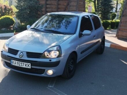 Рено Клио 2004 в Киеве на Automoto.ua Серый Рено Клио, объемом двигателя 1.5 л и пробегом 109 тыс. км за 4200 $, фото 1 на Automoto.ua