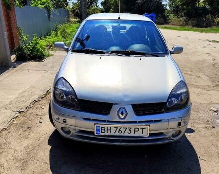 Серый Рено Клио, объемом двигателя 1.4 л и пробегом 248 тыс. км за 2600 $, фото 1 на Automoto.ua