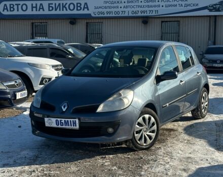 Серый Рено Клио, объемом двигателя 1.6 л и пробегом 233 тыс. км за 4800 $, фото 1 на Automoto.ua