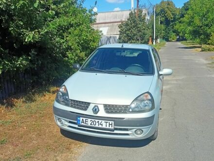 Сірий Рено Кліо, об'ємом двигуна 1.4 л та пробігом 174 тис. км за 2205 $, фото 1 на Automoto.ua