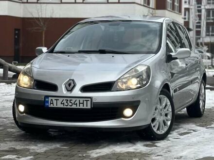 Сірий Рено Кліо, об'ємом двигуна 1.6 л та пробігом 163 тис. км за 5999 $, фото 1 на Automoto.ua