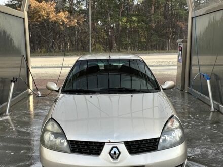 Сірий Рено Кліо, об'ємом двигуна 1.4 л та пробігом 236 тис. км за 1800 $, фото 1 на Automoto.ua