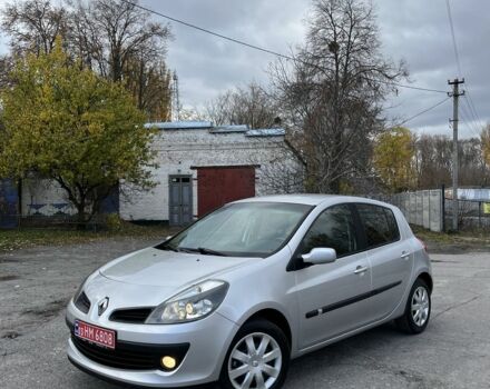Серый Рено Клио, объемом двигателя 1.6 л и пробегом 143 тыс. км за 5150 $, фото 1 на Automoto.ua
