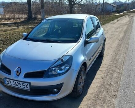 Сірий Рено Кліо, об'ємом двигуна 1.6 л та пробігом 200 тис. км за 4500 $, фото 1 на Automoto.ua