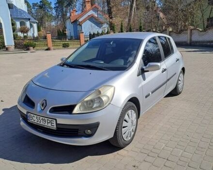 Серый Рено Клио, объемом двигателя 1.4 л и пробегом 273 тыс. км за 4100 $, фото 1 на Automoto.ua