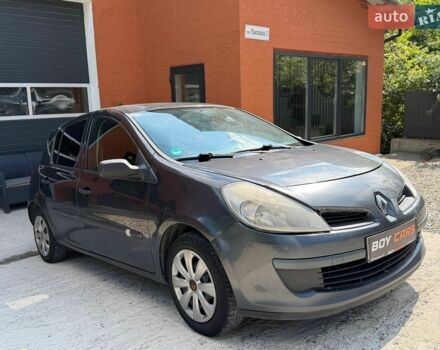 Сірий Рено Кліо, об'ємом двигуна 1.15 л та пробігом 280 тис. км за 2999 $, фото 1 на Automoto.ua