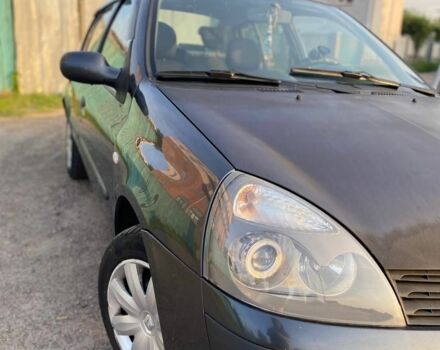 Сірий Рено Кліо, об'ємом двигуна 1.4 л та пробігом 233 тис. км за 3200 $, фото 1 на Automoto.ua