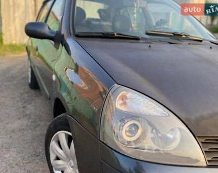 Сірий Рено Кліо, об'ємом двигуна 1.4 л та пробігом 230 тис. км за 2700 $, фото 1 на Automoto.ua