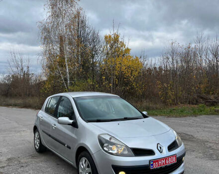 Сірий Рено Кліо, об'ємом двигуна 1.6 л та пробігом 140 тис. км за 5450 $, фото 1 на Automoto.ua