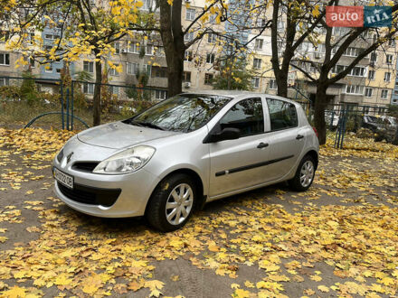 Рено Клио 2007 в Днепре (Днепропетровске) на Automoto.ua Серый Рено Клио, объемом двигателя 1.2 л и пробегом 80 тыс. км за 5400 $, фото 1 на Automoto.ua
