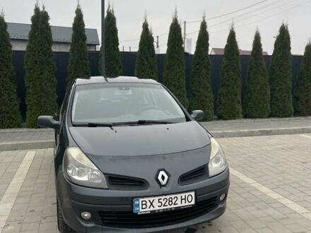Серый Рено Клио, объемом двигателя 1.2 л и пробегом 298 тыс. км за 3750 $, фото 1 на Automoto.ua