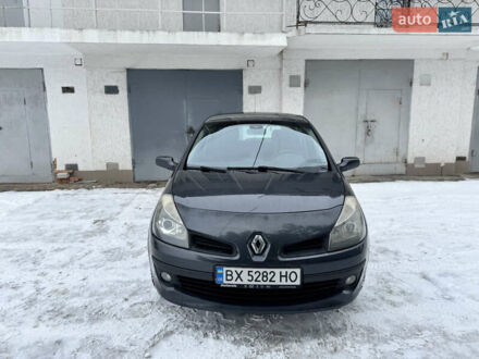 Сірий Рено Кліо, об'ємом двигуна 1.15 л та пробігом 299 тис. км за 3800 $, фото 1 на Automoto.ua