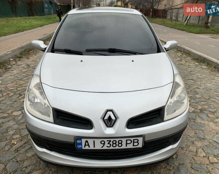 Серый Рено Клио, объемом двигателя 1.15 л и пробегом 300 тыс. км за 3850 $, фото 1 на Automoto.ua