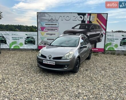 Серый Рено Клио, объемом двигателя 1.2 л и пробегом 230 тыс. км за 4999 $, фото 1 на Automoto.ua