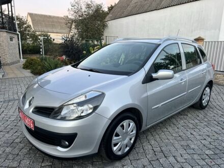Серый Рено Клио, объемом двигателя 1.2 л и пробегом 100 тыс. км за 4975 $, фото 1 на Automoto.ua