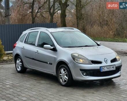 Серый Рено Клио, объемом двигателя 1.2 л и пробегом 293 тыс. км за 2995 $, фото 1 на Automoto.ua