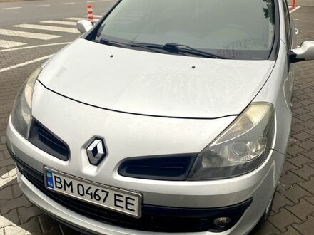 Сірий Рено Кліо, об'ємом двигуна 1.5 л та пробігом 331 тис. км за 4600 $, фото 1 на Automoto.ua