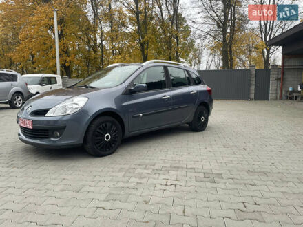 Рено Клио 2008 в Ровно на Automoto.ua Серый Рено Клио, объемом двигателя 1.6 л и пробегом 192 тыс. км за 6200 $, фото 1 на Automoto.ua