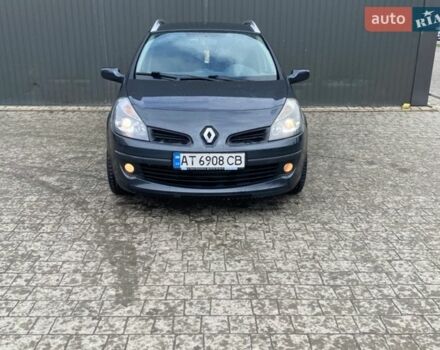 Серый Рено Клио, объемом двигателя 1.5 л и пробегом 236 тыс. км за 5700 $, фото 1 на Automoto.ua