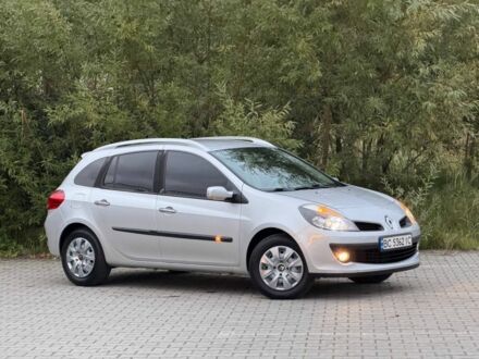 Серый Рено Клио, объемом двигателя 0 л и пробегом 220 тыс. км за 3464 $, фото 1 на Automoto.ua