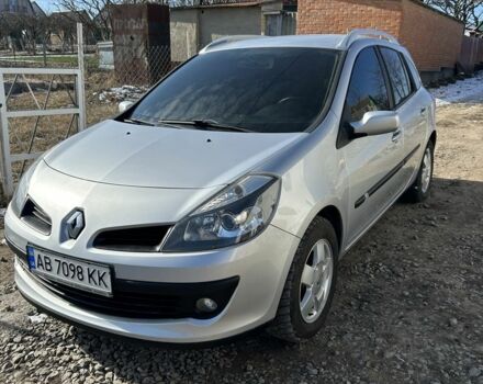 Серый Рено Клио, объемом двигателя 1.2 л и пробегом 210 тыс. км за 4400 $, фото 1 на Automoto.ua