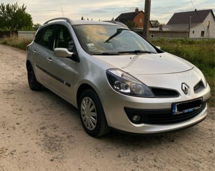 Серый Рено Клио, объемом двигателя 1.5 л и пробегом 330 тыс. км за 2400 $, фото 1 на Automoto.ua