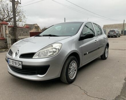 Серый Рено Клио, объемом двигателя 1.1 л и пробегом 180 тыс. км за 4900 $, фото 1 на Automoto.ua