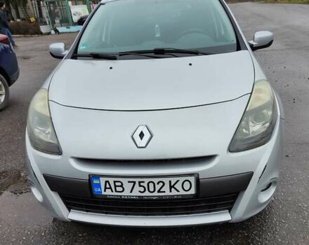 Серый Рено Клио, объемом двигателя 1.2 л и пробегом 232 тыс. км за 4850 $, фото 1 на Automoto.ua