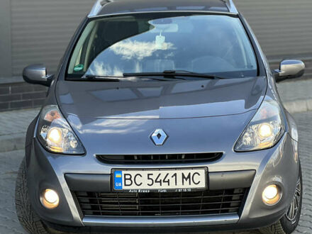 Рено Клио 2009 в Бориславе на Automoto.ua Серый Рено Клио, объемом двигателя 1.5 л и пробегом 210 тыс. км за 5999 $, фото 1 на Automoto.ua